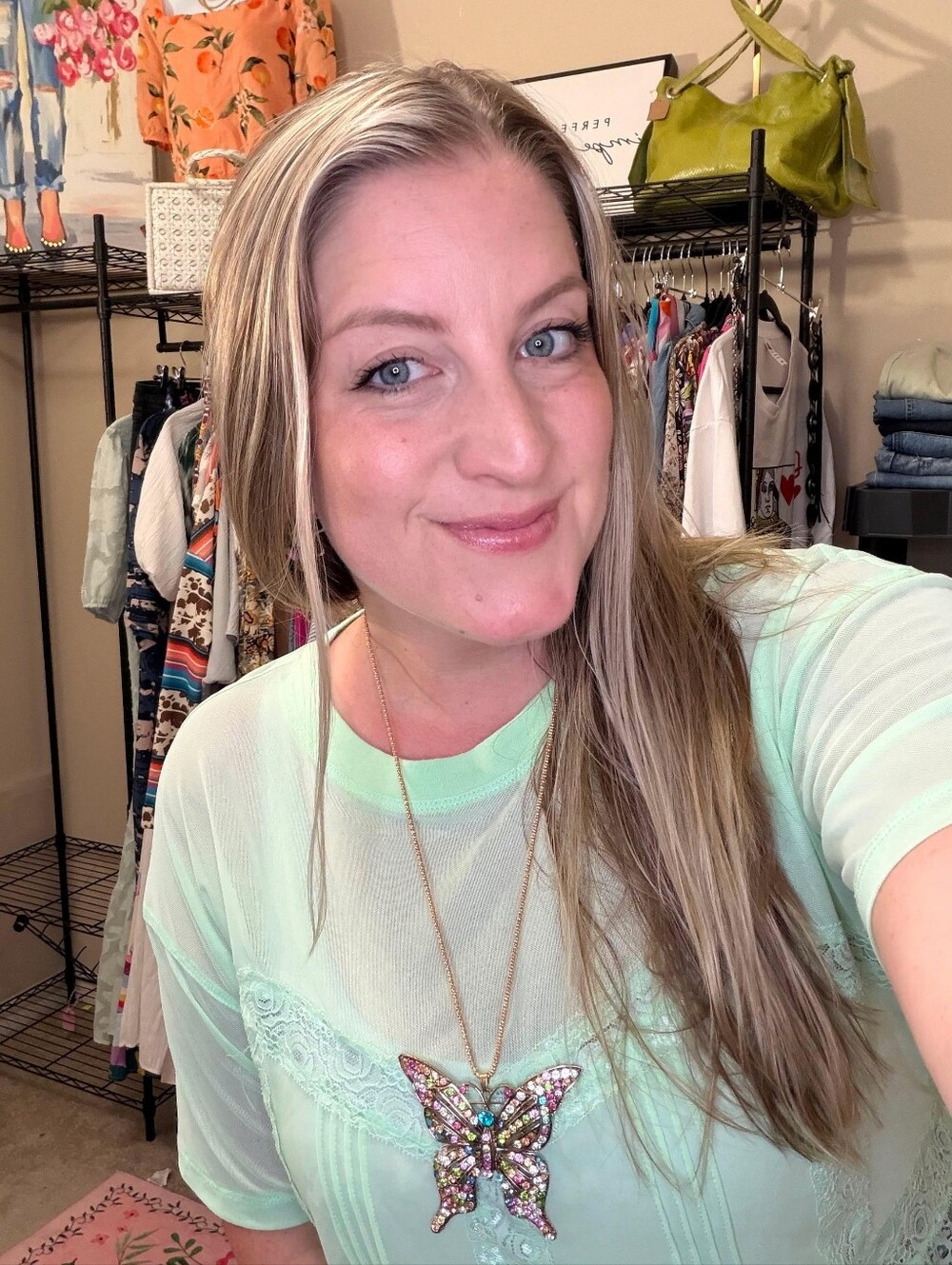 7/23 - 3 Year Poshiversary! Say Yes to the Dress Express TRAIN CELEBRATION! - Picture 9 of 10